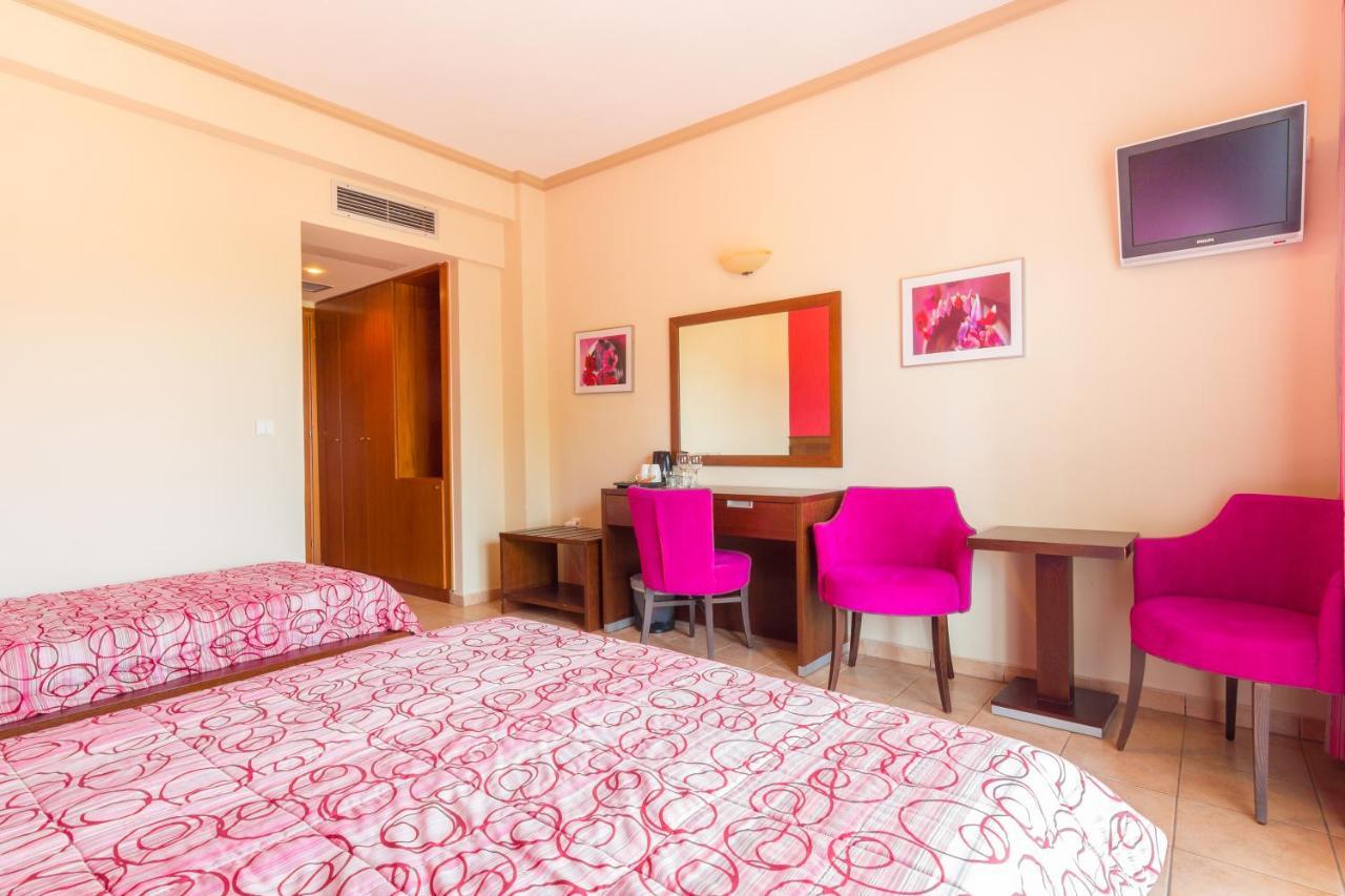 Ismaros Hotel Marónia Buitenkant foto