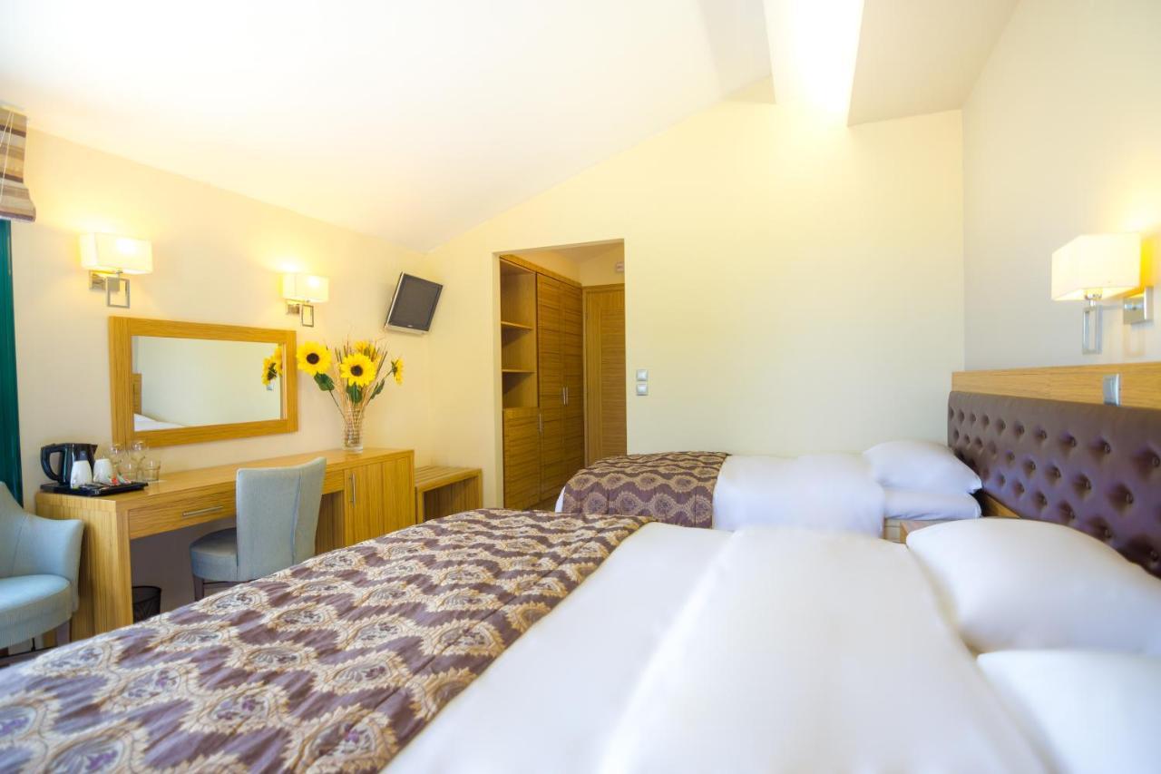 Ismaros Hotel Marónia Buitenkant foto