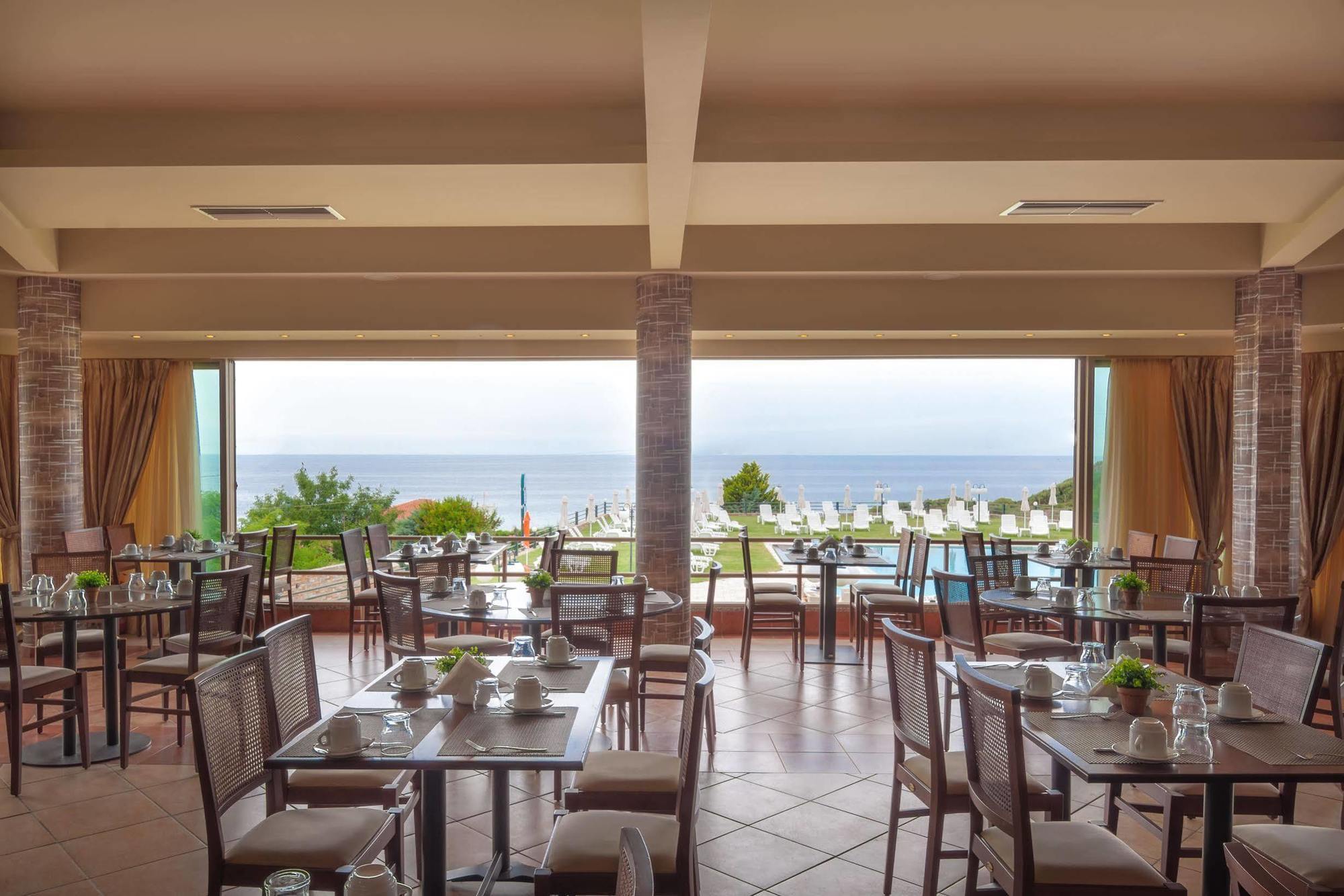 Ismaros Hotel Marónia Buitenkant foto