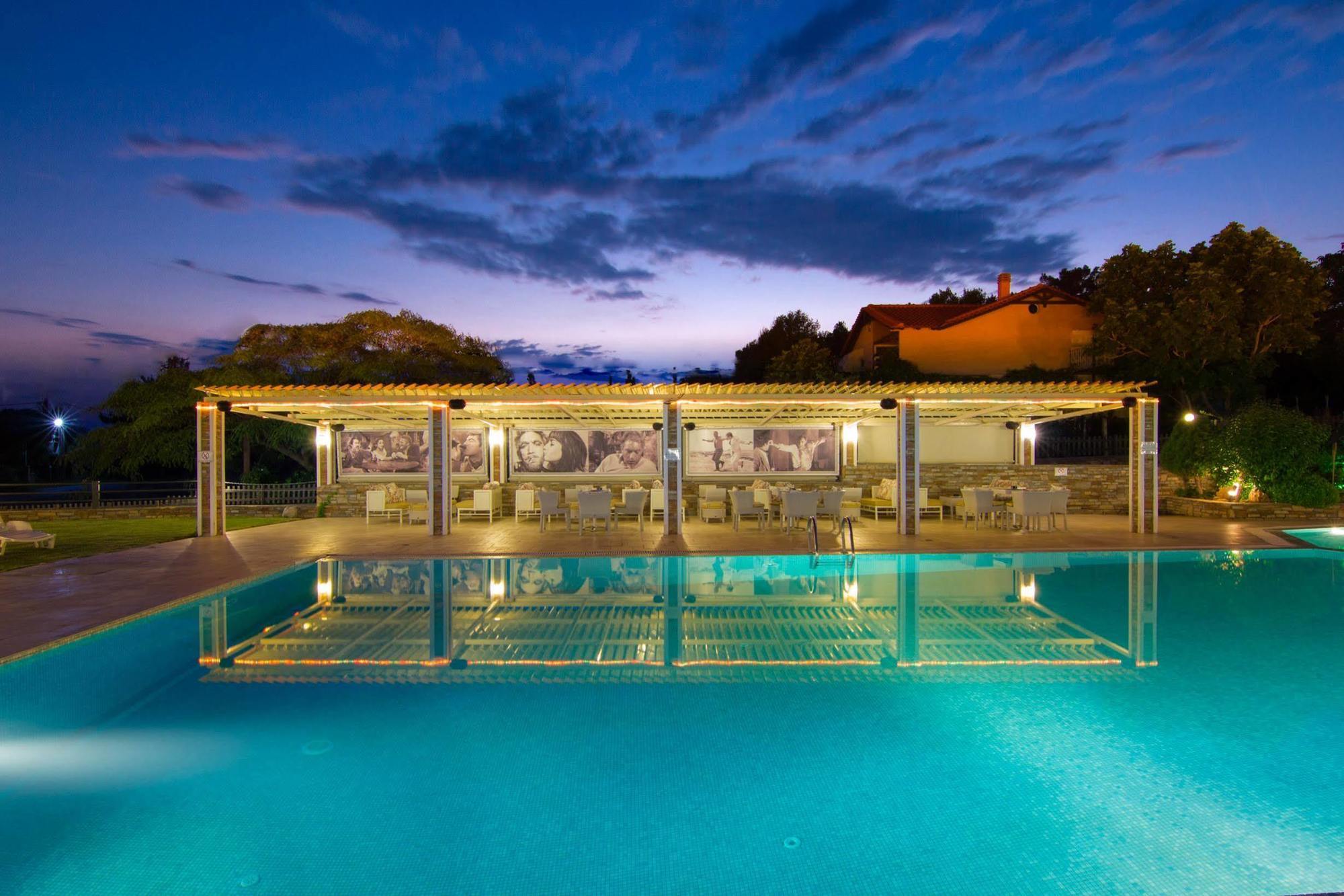 Ismaros Hotel Marónia Buitenkant foto